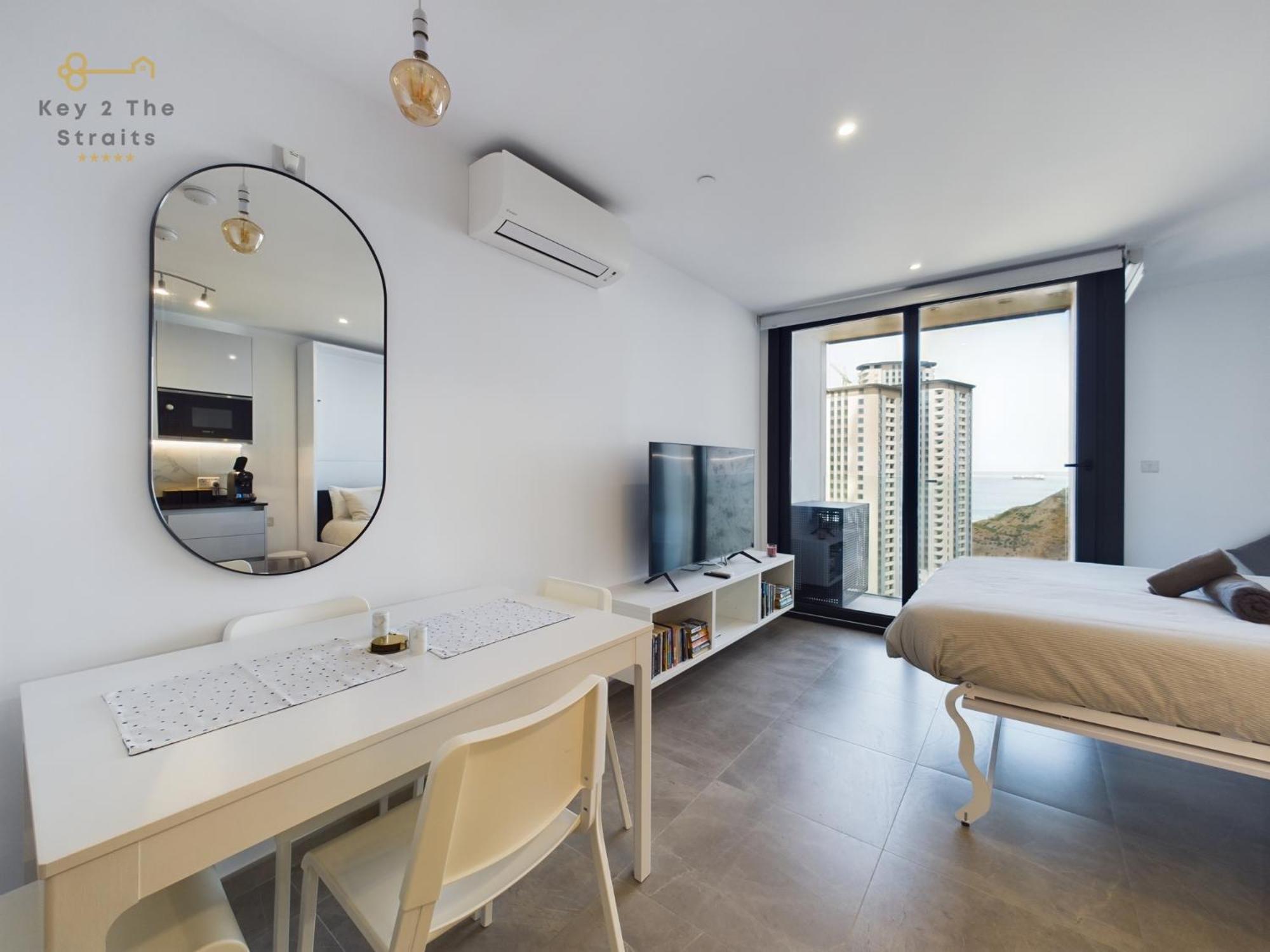 Luxury Sunrise Beach And Oceanview Room With Balcony Gibraltar Exterior foto