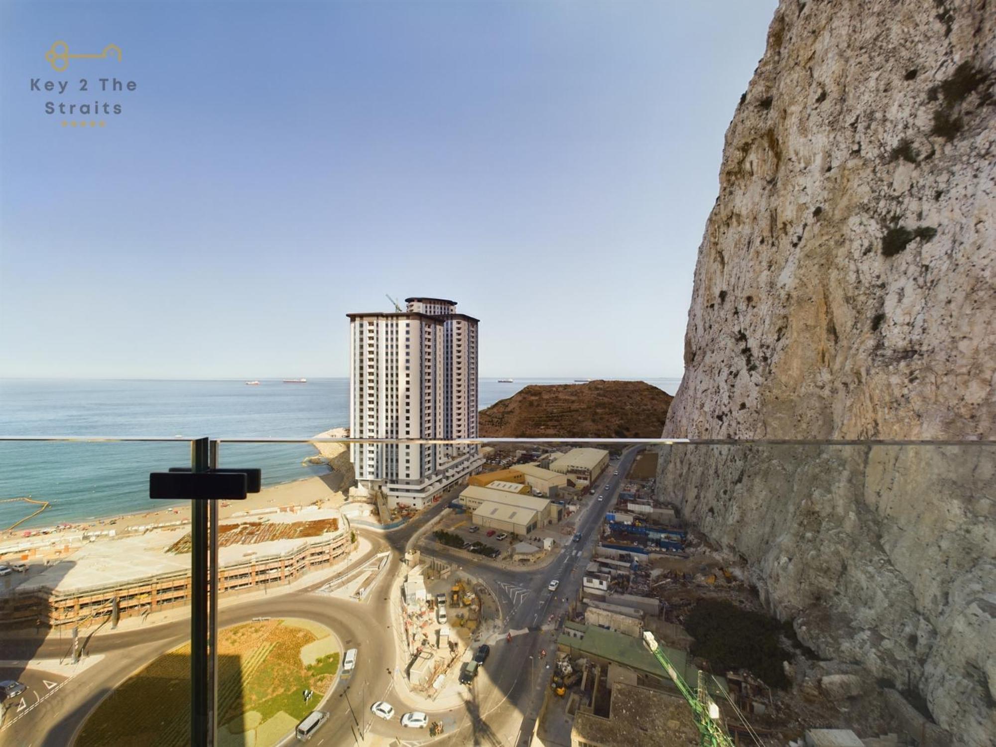 Luxury Sunrise Beach And Oceanview Room With Balcony Gibraltar Exterior foto