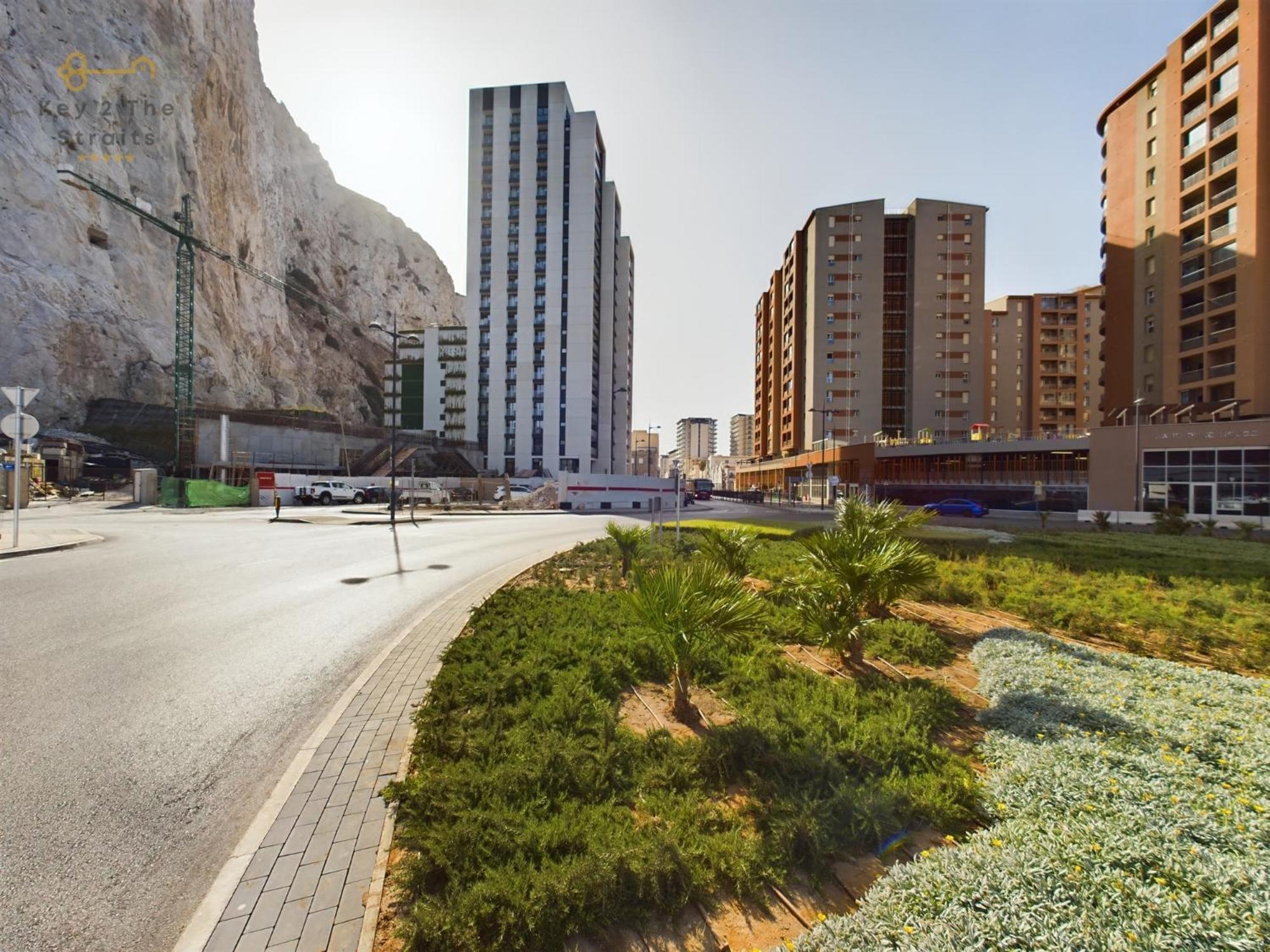 Luxury Sunrise Beach And Oceanview Room With Balcony Gibraltar Exterior foto